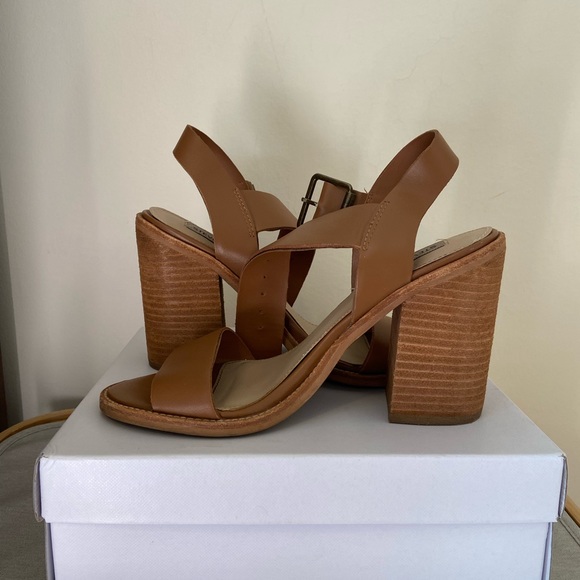 Steve Madden Leather Sandal Size 7 - Picture 3 of 7